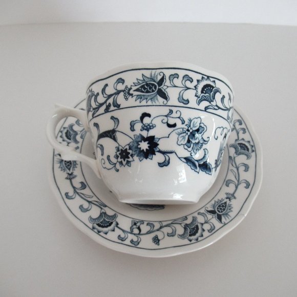 Nikko Tableware Japan White Blue Cup and Saucer Japan Ming Tree Pattern Set 8pcs - Picture 4 of 13
